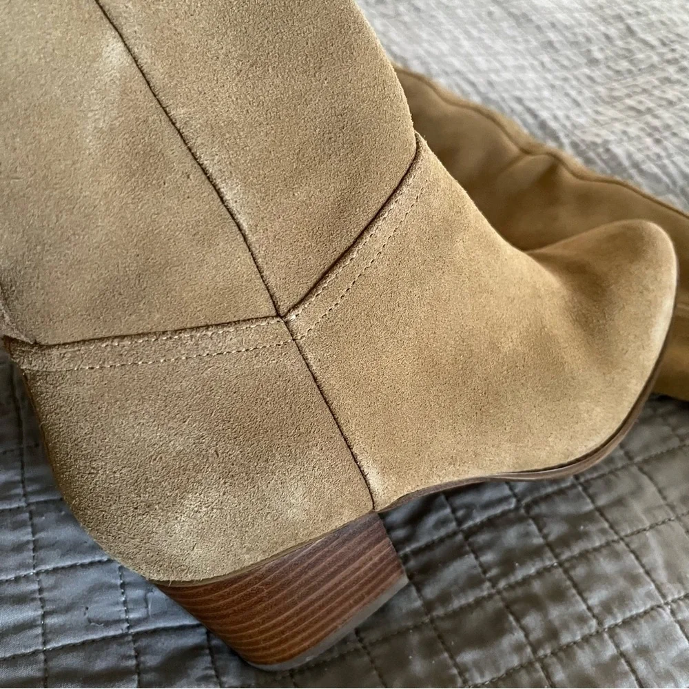 ALDO OVER THE KNEE BOOTS 👢